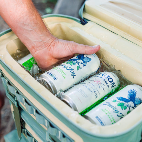 Icon Backstack XL keeps drinks cold